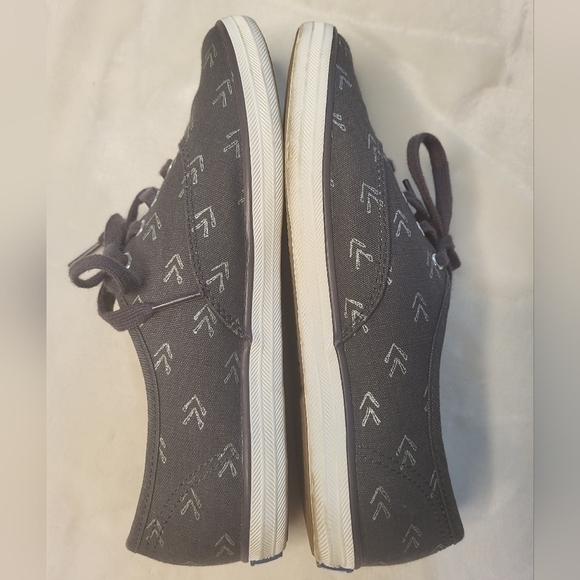 KEDS Sneakers. Size 6.5. Grey & White. - Picture 2 of 6